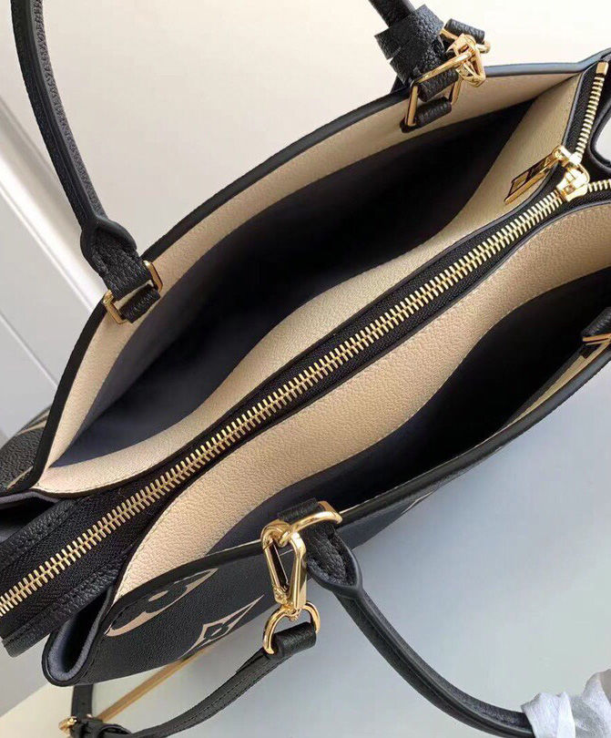Louis Vuitton Grand Palais M45842 Black